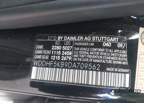 2013 Mercedes-Benz E 350 z USA, uszkodzony, nr VIN WDDHF5KB9DA709562